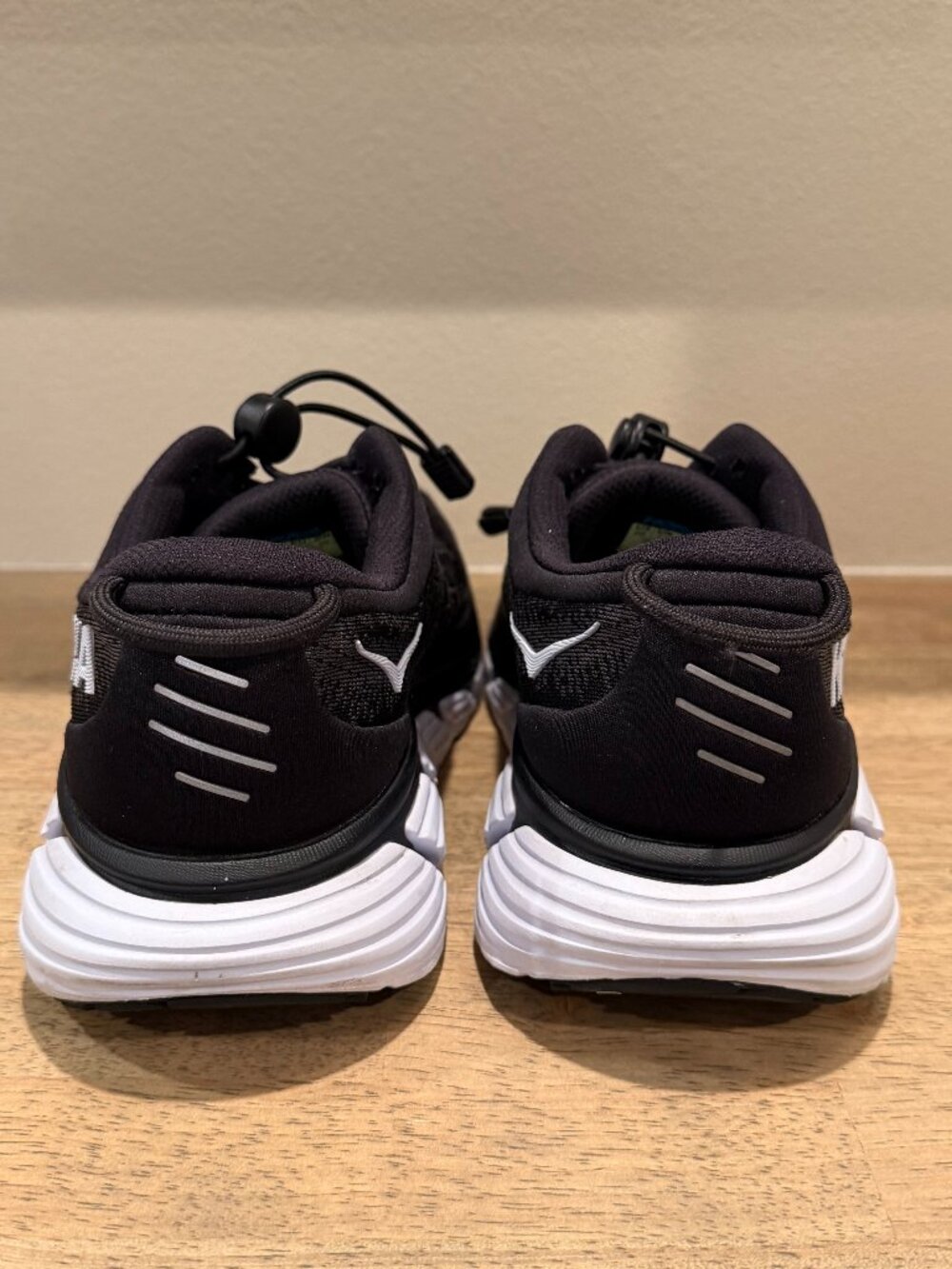 Hoka Gaviota 4 Women’s Size 9 Black White Sneakers Stability Running - Picture 9 of 10
